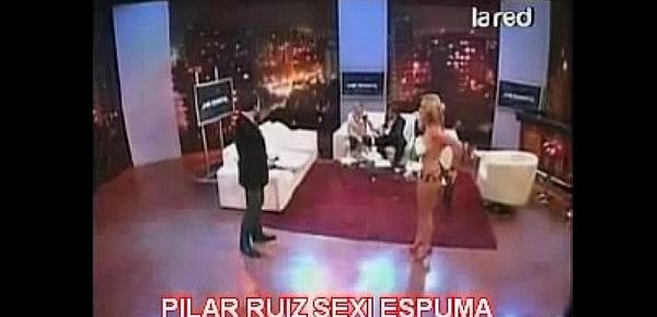  Así Somos  Pilar Ruiz desfila con una sexy espuma